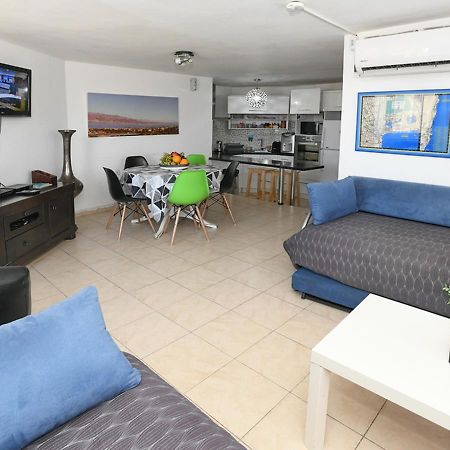 Avi'S Suites Эйлат Экстерьер фото