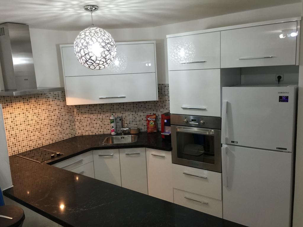Avi'S Suites Эйлат Экстерьер фото